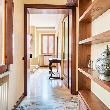 Apartment Under The Basilica Of Sant'Andrea مانتوفا المظهر الخارجي الصورة