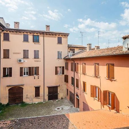 Apartment Under The Basilica Of Sant'Andrea مانتوفا المظهر الخارجي الصورة