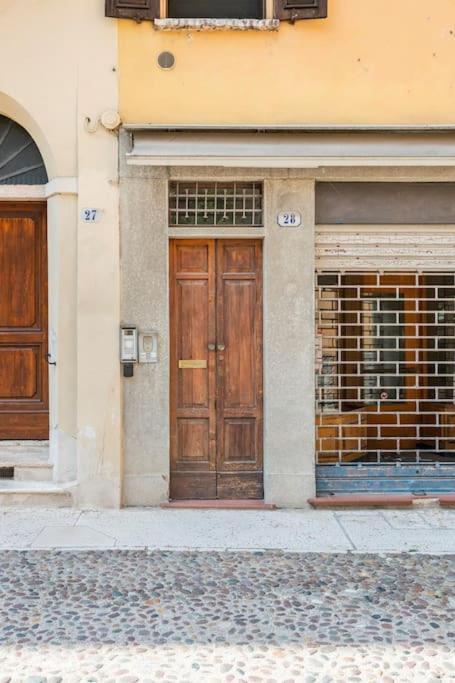Apartment Under The Basilica Of Sant'Andrea مانتوفا المظهر الخارجي الصورة